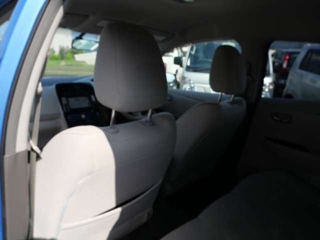 2012 Nissan LEAF 缩略图 15