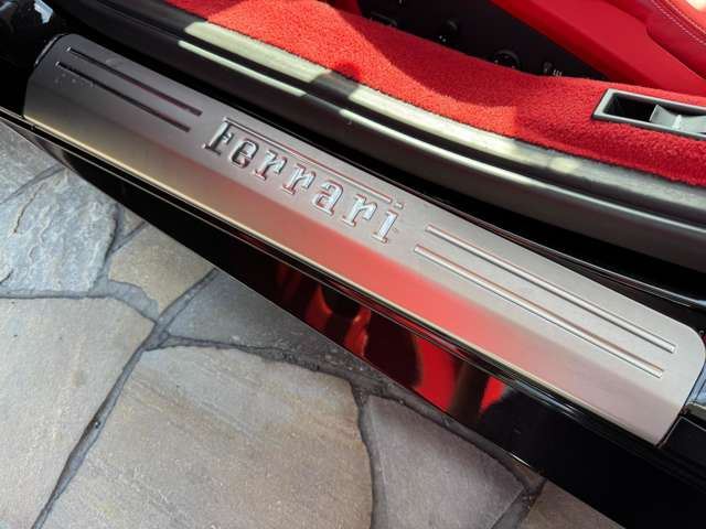 صورة مصغرة 14 لـ 2015 Ferrari 458 ITALIA