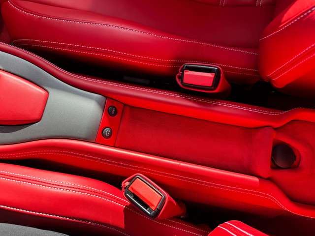 صورة مصغرة 20 لـ 2015 Ferrari 458 ITALIA