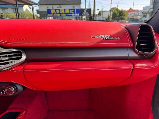 صورة مصغرة 25 لـ 2015 Ferrari 458 ITALIA