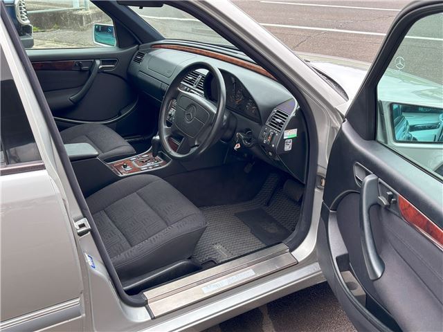 صورة مصغرة 10 لـ 1999 Mercedes-BENZ C-CLASS