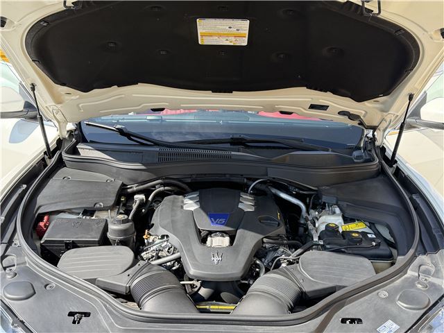 2017 Maserati LEVANTE — миниатюра 24
