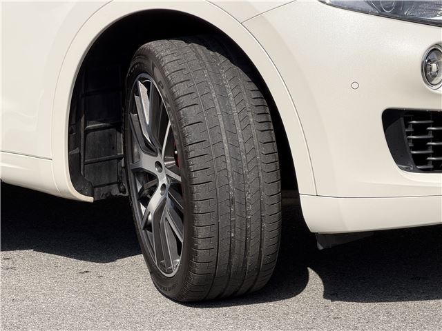 2017 Maserati LEVANTE — миниатюра 30