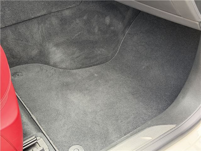 2017 Maserati LEVANTE — миниатюра 32