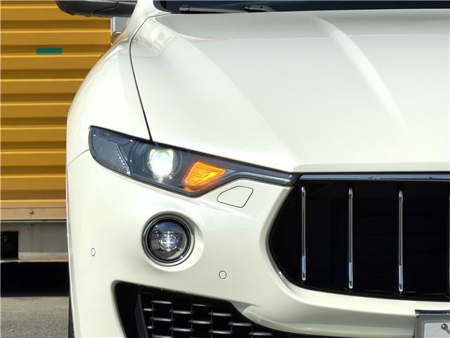 2017 Maserati LEVANTE — миниатюра 37