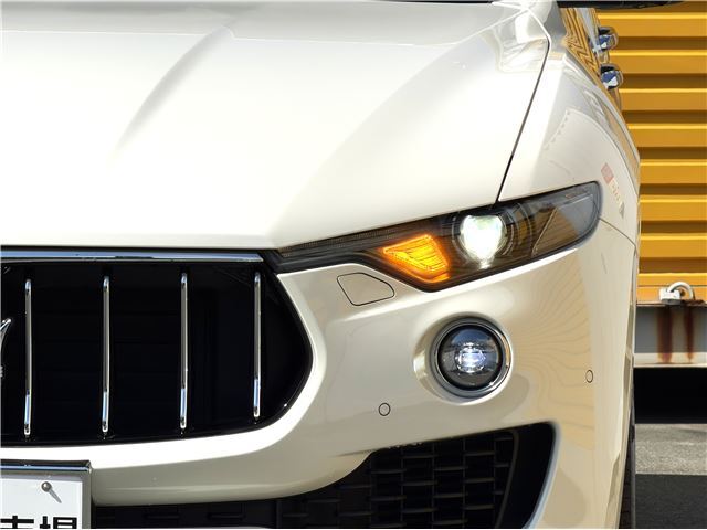 2017 Maserati LEVANTE — миниатюра 48