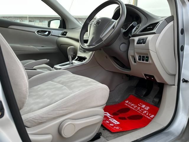 2012 Nissan SYLPHY — фото 3