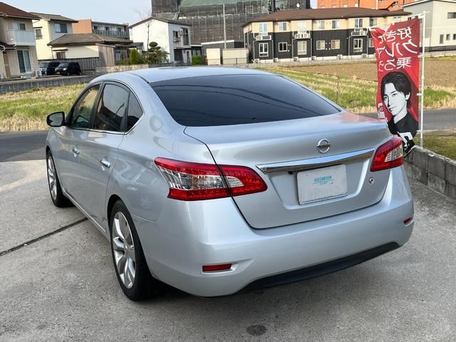 2012 Nissan SYLPHY — фото 2
