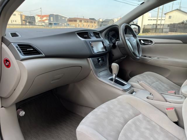 2012 Nissan SYLPHY — миниатюра 22