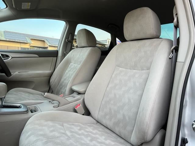 2012 Nissan SYLPHY — миниатюра 23