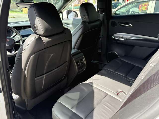 2023 Cadillac XT4 缩略图 13
