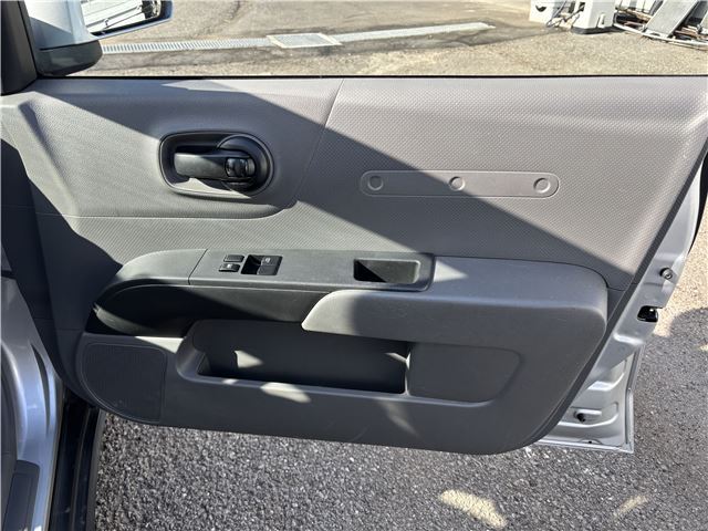 صورة مصغرة 20 لـ 2018 Nissan NV150AD