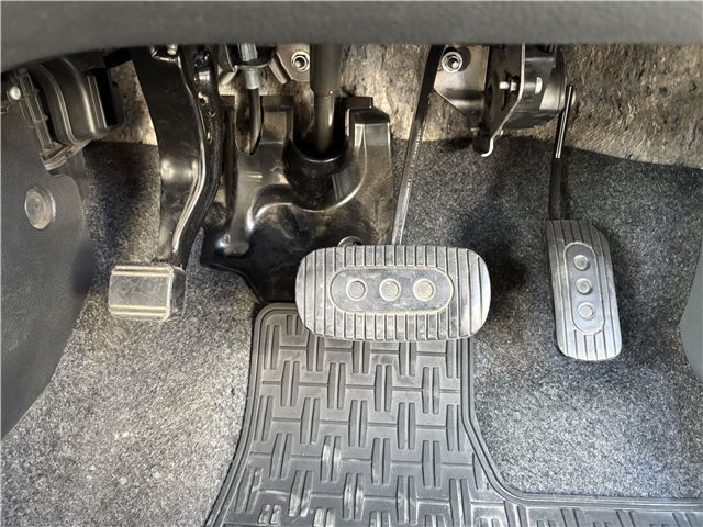صورة مصغرة 57 لـ 2018 Nissan NV150AD