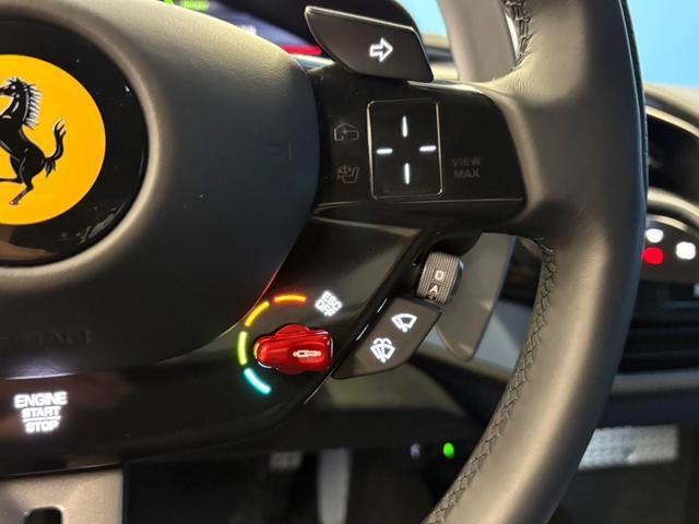 صورة مصغرة 33 لـ 2021 Ferrari SF90 STRADALE