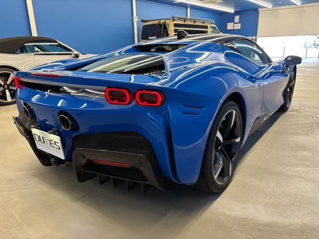 صورة مصغرة 7 لـ 2021 Ferrari SF90 STRADALE