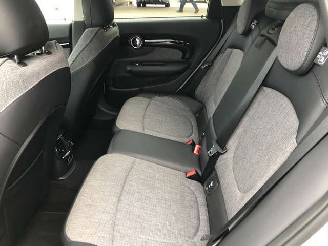 2022 MINI CLUBMAN — миниатюра 16
