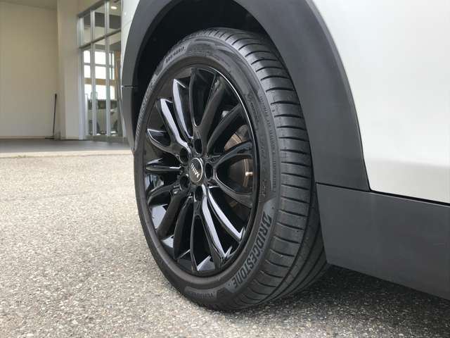2022 MINI CLUBMAN — миниатюра 31