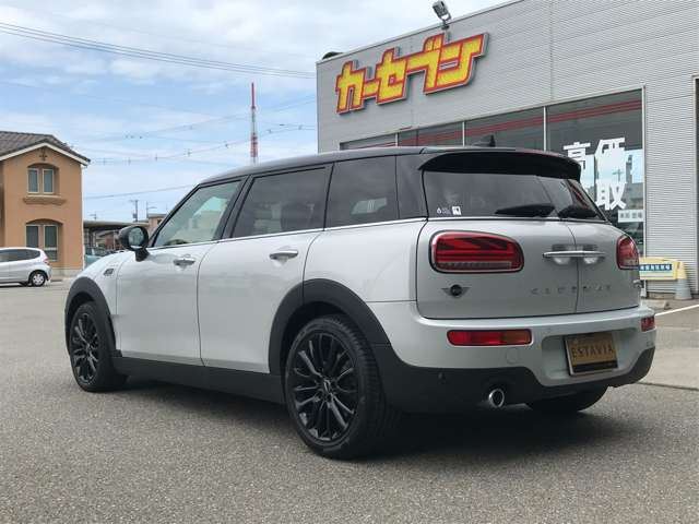 2022 MINI CLUBMAN — миниатюра 8