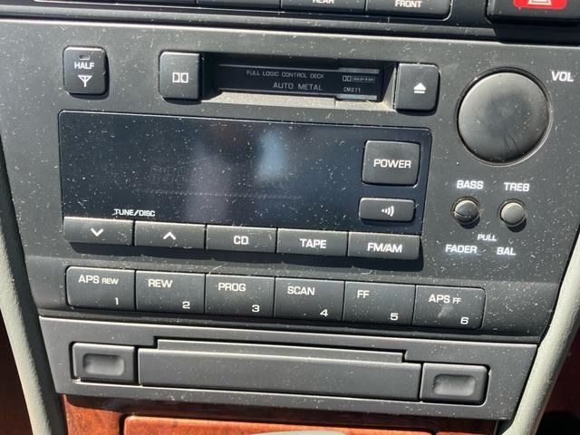 1993 Nissan LAUREL 照片 10