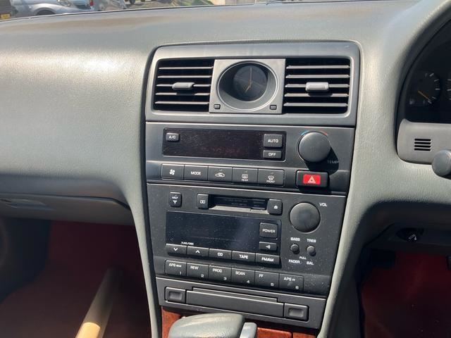 1993 Nissan LAUREL 照片 8