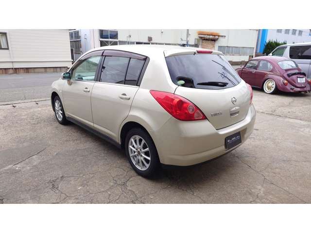 صورة 4 لـ 2007 Nissan TIIDA