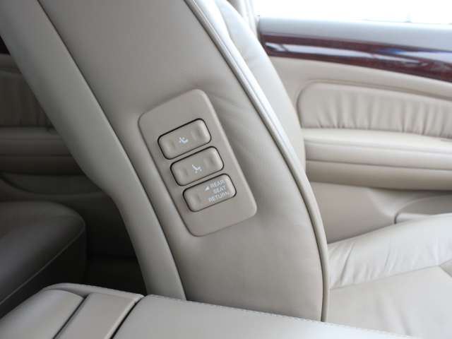 2010 Nissan PRESIDENT 缩略图 33