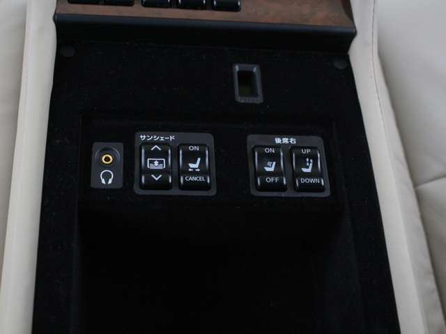 2010 Nissan PRESIDENT 缩略图 38