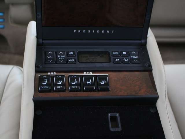 2010 Nissan PRESIDENT 缩略图 39