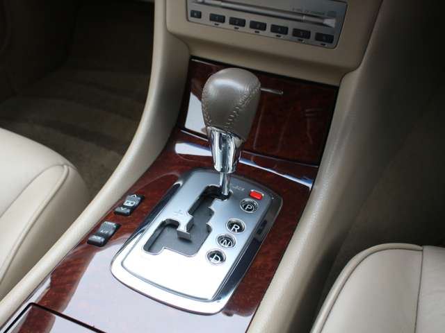 2010 Nissan PRESIDENT 缩略图 50