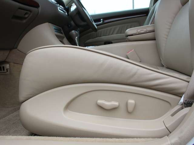 صورة 5 لـ 2010 Nissan PRESIDENT