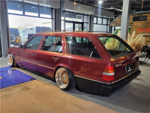 1990 Mercedes-BENZ MEDIUM-CLASS — миниатюра 22