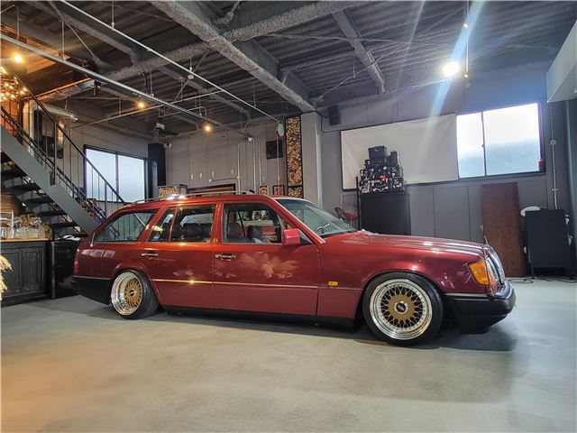 1990 Mercedes-BENZ MEDIUM-CLASS — миниатюра 25