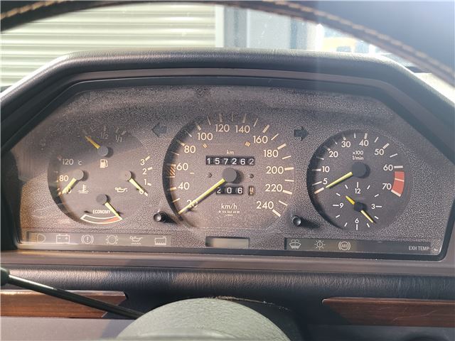1990 Mercedes-BENZ MEDIUM-CLASS — миниатюра 30