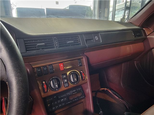 1990 Mercedes-BENZ MEDIUM-CLASS — миниатюра 32
