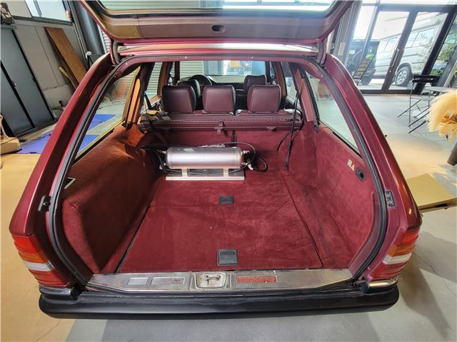 1990 Mercedes-BENZ MEDIUM-CLASS — миниатюра 44