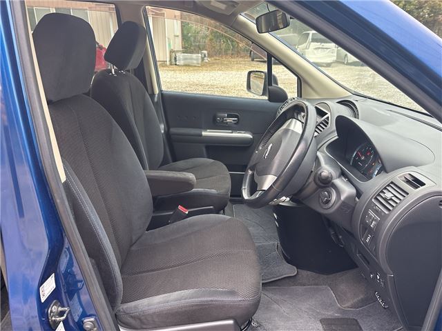 صورة مصغرة 12 لـ 2010 Nissan LAFESTA