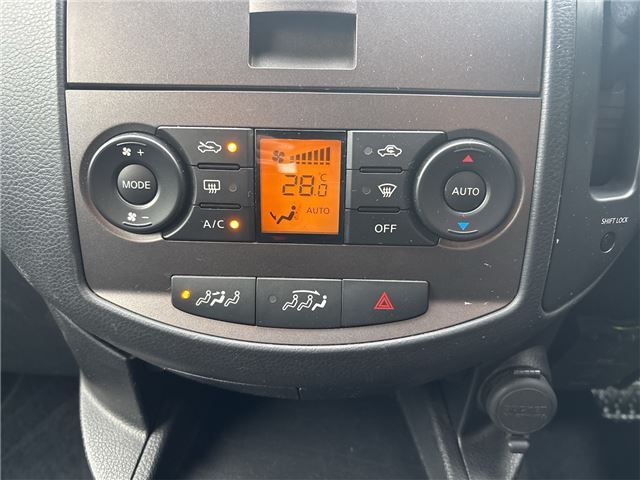 صورة مصغرة 17 لـ 2010 Nissan LAFESTA