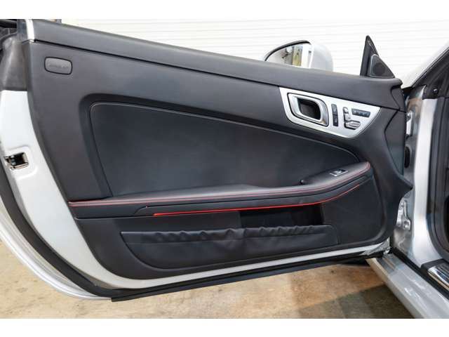 2017 Mercedes-BENZ SL 缩略图 30