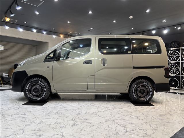 2009 Nissan NV200VANETTE WAGON — фото 10