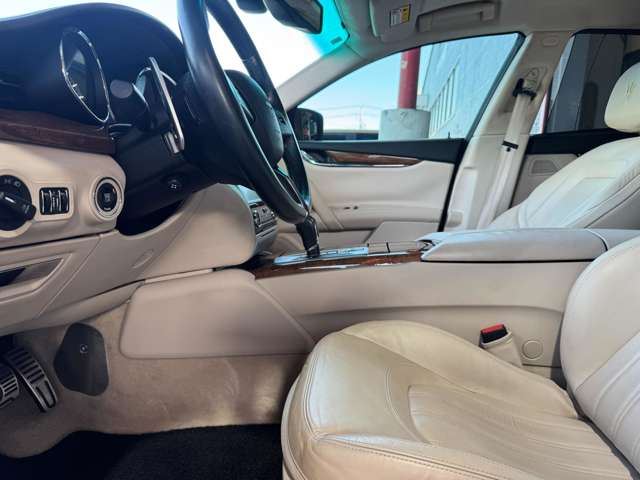 صورة مصغرة 16 لـ 2015 Maserati QUATTROPORTE