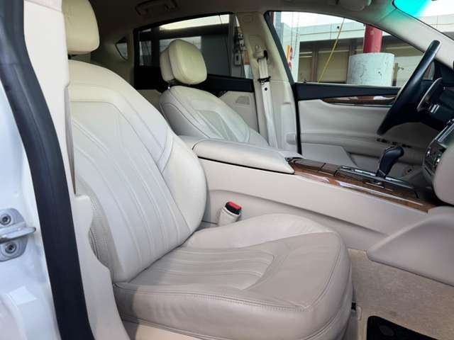 صورة مصغرة 20 لـ 2015 Maserati QUATTROPORTE