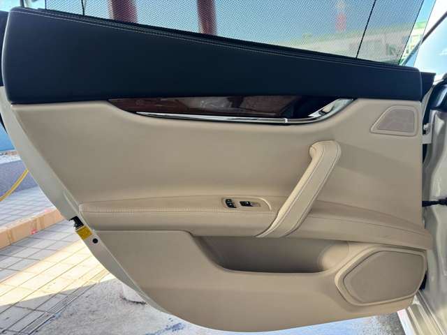 صورة مصغرة 24 لـ 2015 Maserati QUATTROPORTE