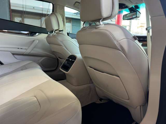 صورة مصغرة 25 لـ 2015 Maserati QUATTROPORTE