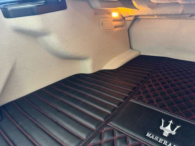 صورة مصغرة 30 لـ 2015 Maserati QUATTROPORTE