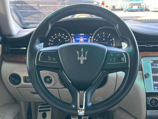 صورة مصغرة 10 لـ 2015 Maserati QUATTROPORTE