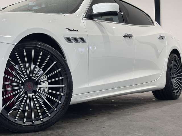 صورة مصغرة 8 لـ 2015 Maserati QUATTROPORTE