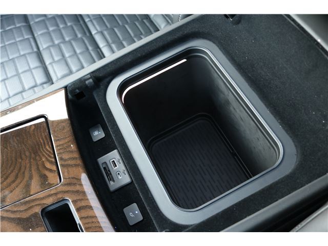 صورة مصغرة 23 لـ 2022 Cadillac ESCALADE
