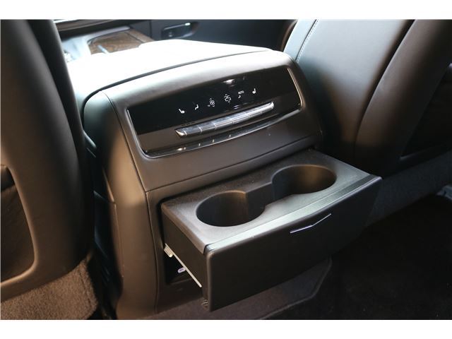صورة مصغرة 36 لـ 2022 Cadillac ESCALADE