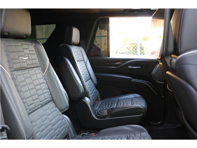 صورة مصغرة 37 لـ 2022 Cadillac ESCALADE