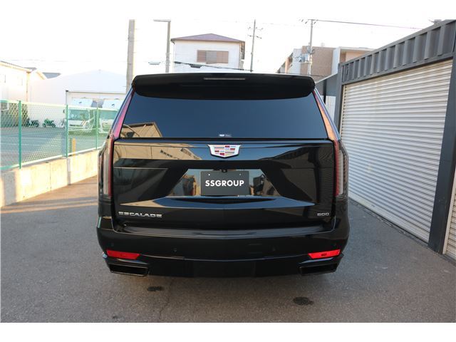 صورة مصغرة 39 لـ 2022 Cadillac ESCALADE